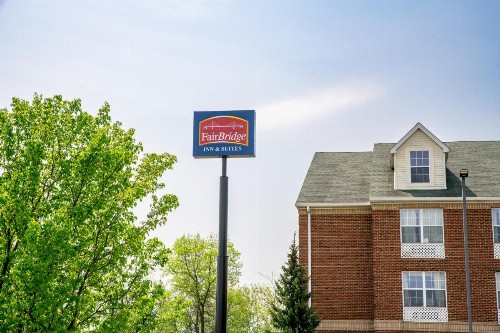 FairBridge Inn & Suites Marion - image 31