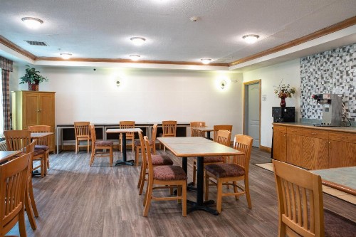 FairBridge Inn & Suites Marion - image 39