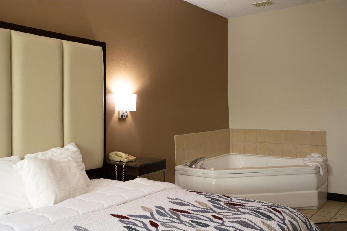 FairBridge Inn & Suites Marion - image 6