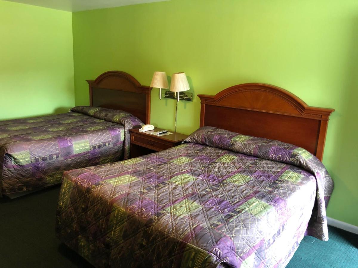 Ranch House Motel Marksville - image 7