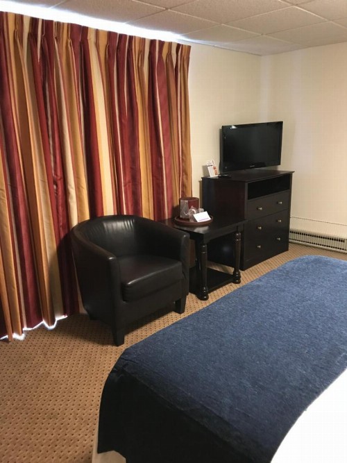 Brentwood Motor Inn - image 22