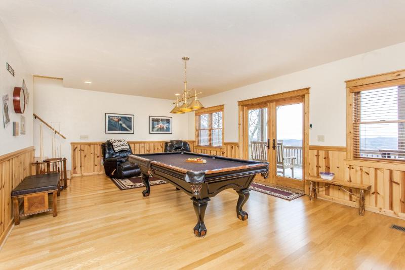 69 Valley Heights Home - image 3