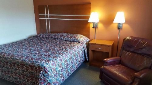 Travelers Lodge Marshall - image 38