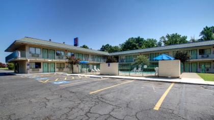 Arya Inn And Suites Irving