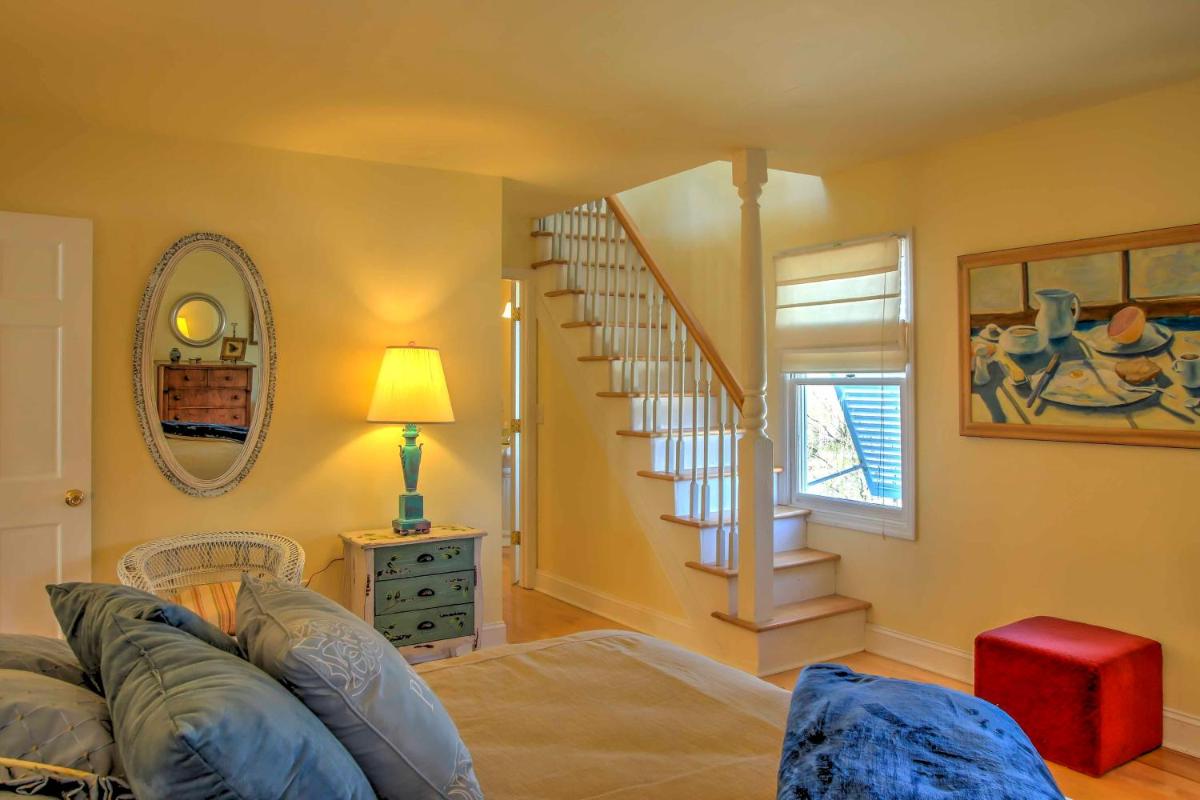 Event-Friendly Outer Banks House with Private Dock! - image 3