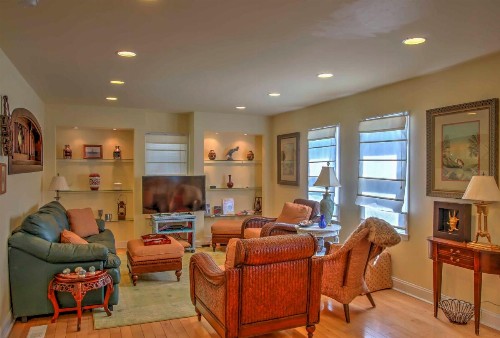 Event-Friendly Outer Banks House with Private Dock! - image 5