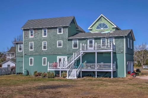 Charming Marshallberg Apt with Water Views and Dock! - image 11