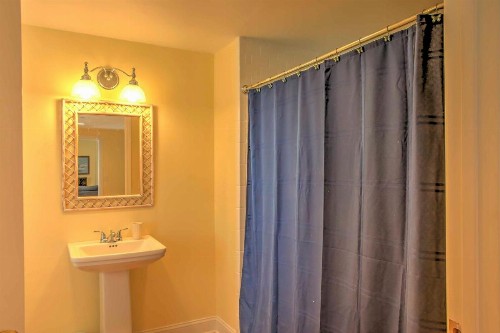 Charming Marshallberg Apt with Water Views and Dock! - image 15
