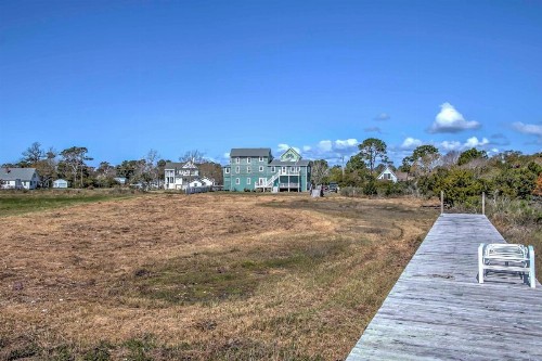 Charming Marshallberg Apt with Water Views and Dock! - image 2