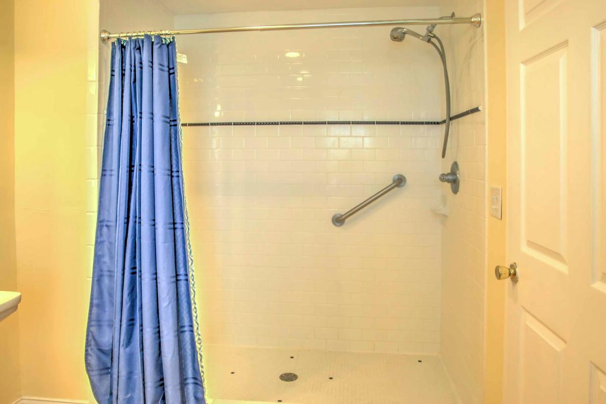 Charming Marshallberg Apt with Water Views and Dock! - image 5