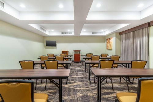 Best Western John Muir Inn - image 13