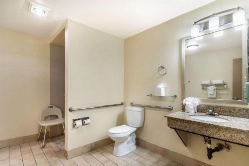 Best Western John Muir Inn - image 35