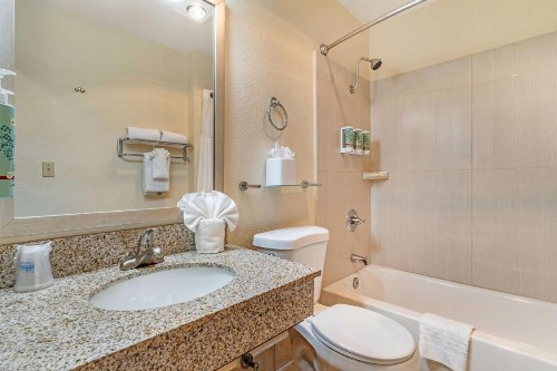 Best Western John Muir Inn - image 38