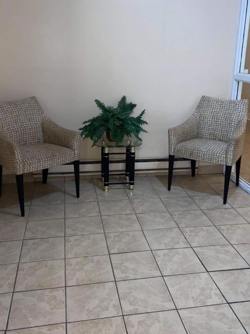 APM Inn & Suites - image 6