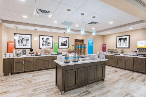 Hampton Inn & Suites Mary Esther-Fort Walton Beach Fl - image 12
