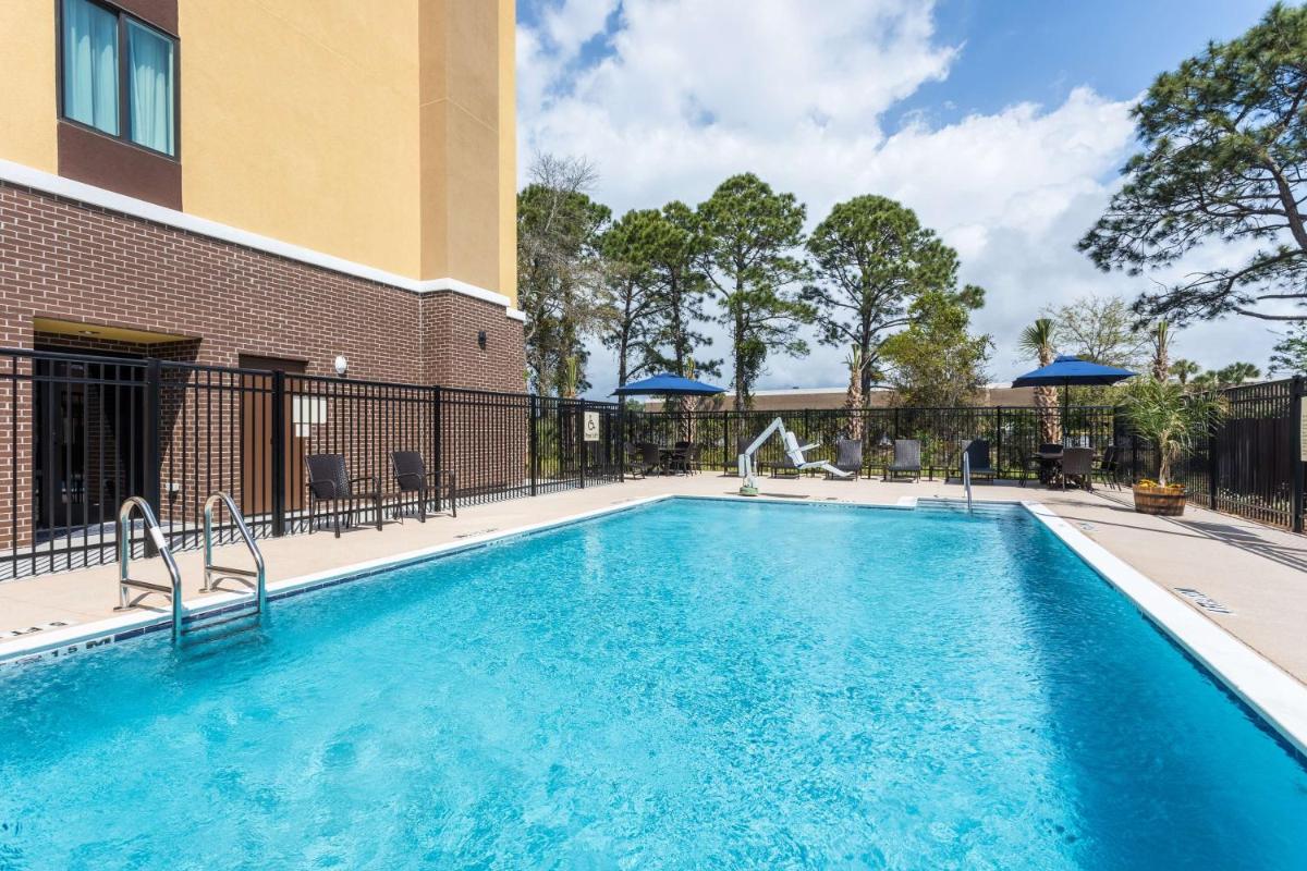 Hampton Inn & Suites Mary Esther-Fort Walton Beach Fl - image 2