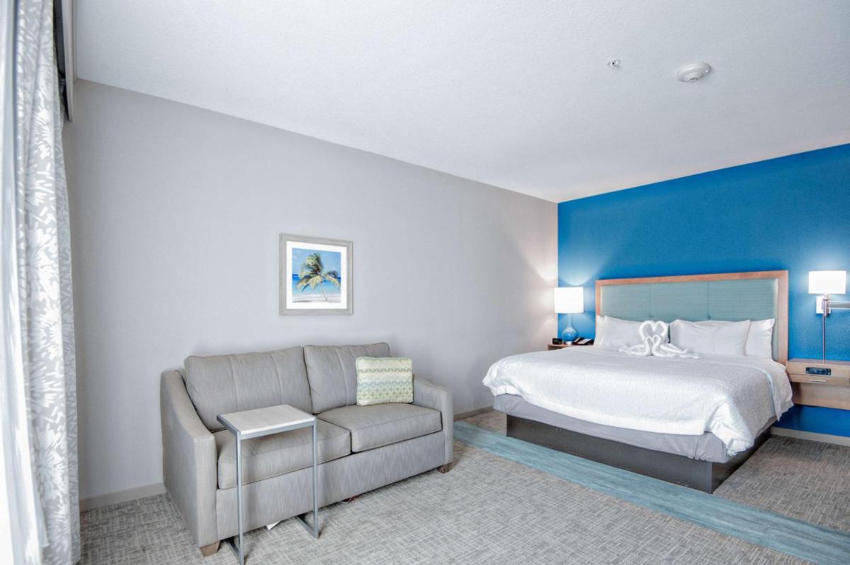 Hampton Inn & Suites Mary Esther-Fort Walton Beach Fl - image 3