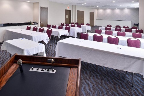 Holiday Inn Express St. Louis Airport - Riverport - image 29