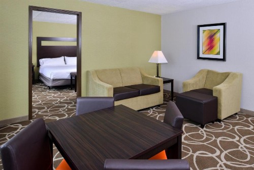Holiday Inn Express St. Louis Airport - Riverport - image 38