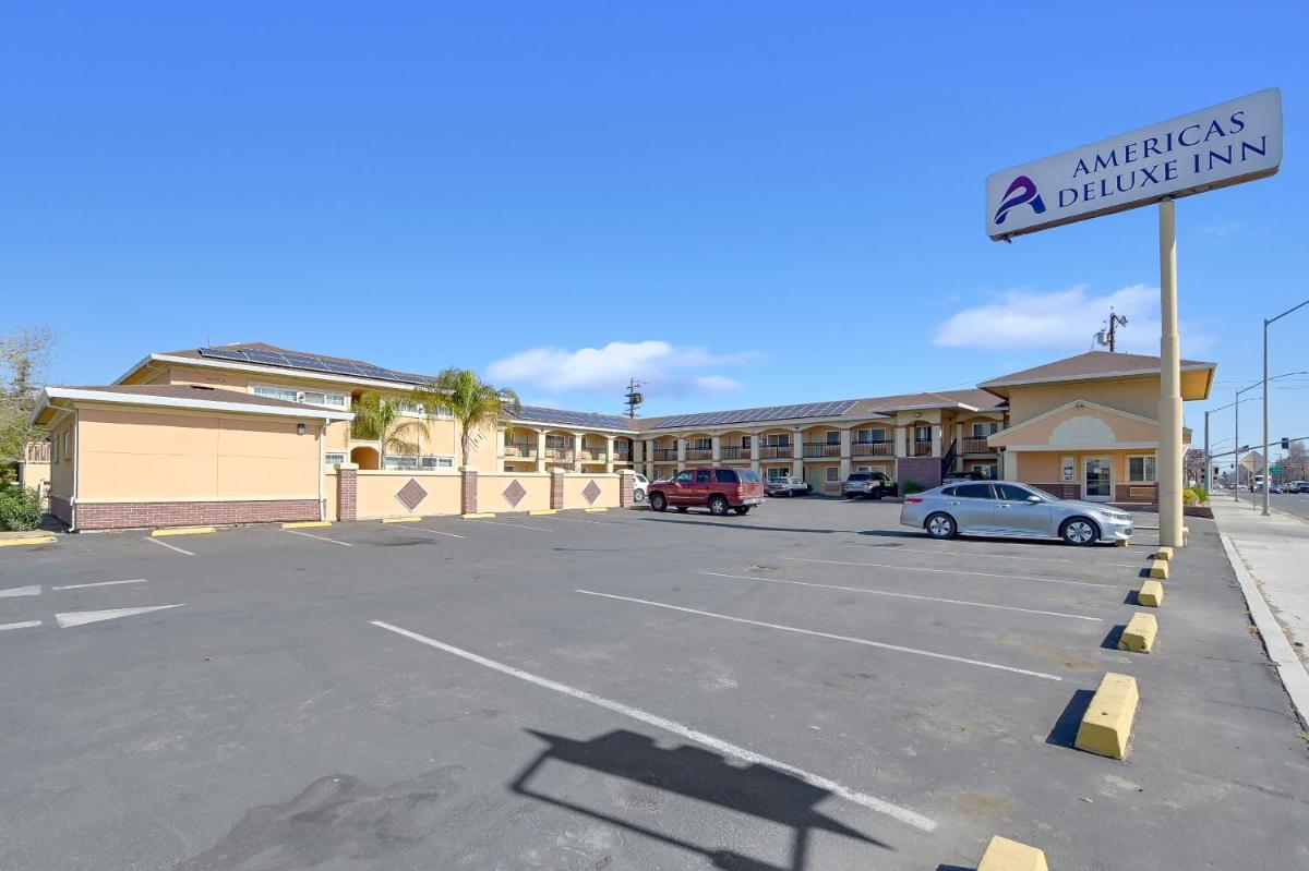 Americas Deluxe Inn- Marysville - image 2