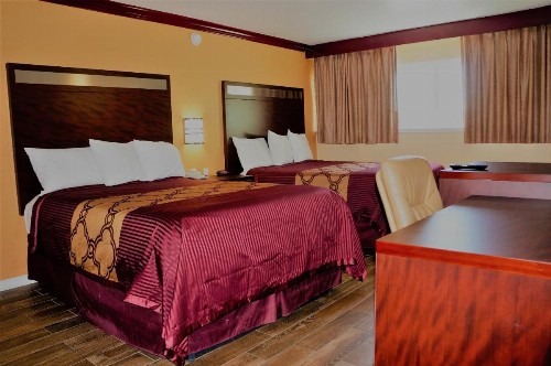 Americas Deluxe Inn- Marysville - image 9