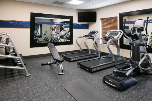 Hampton Inn & Suites Mason City IA - image 16
