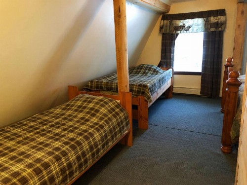 Alpine Creek Lodge - image 12