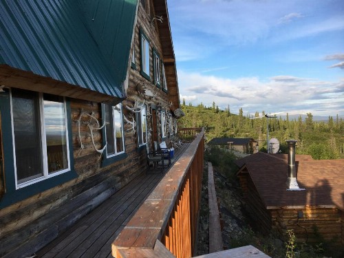 Alpine Creek Lodge - image 3