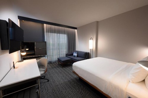 Courtyard by Marriott Charlotte Waverly - image 11
