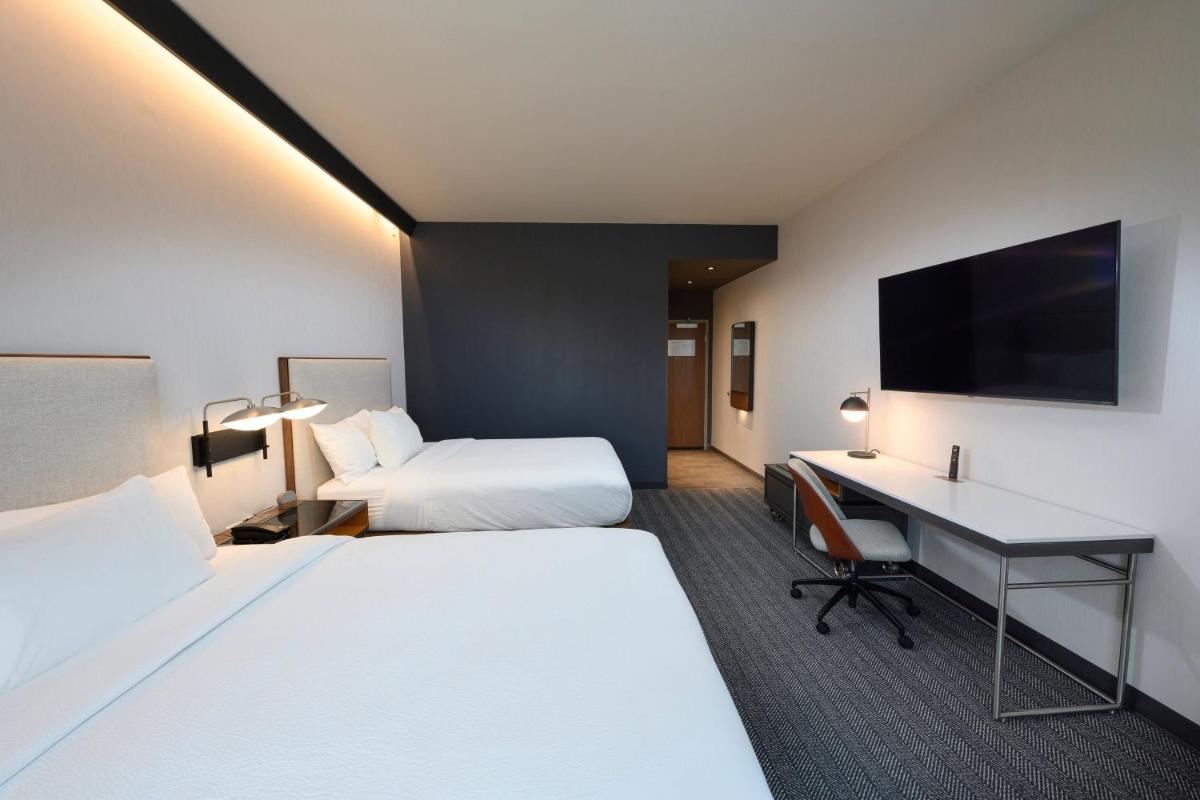 Courtyard by Marriott Charlotte Waverly - image 7