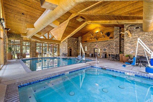 Holiday Inn Express Hotel & Suites McCall-The Hunt Lodge an IHG Hotel - image 3