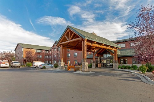 Best Western Plus McCall Lodge and Suites - image 1
