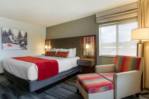 Best Western Plus McCall Lodge and Suites - image 10