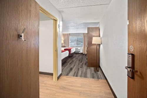 Best Western Plus McCall Lodge and Suites - image 25
