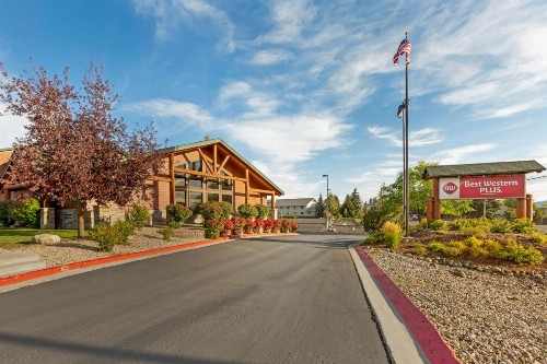 Best Western Plus McCall Lodge and Suites - image 48