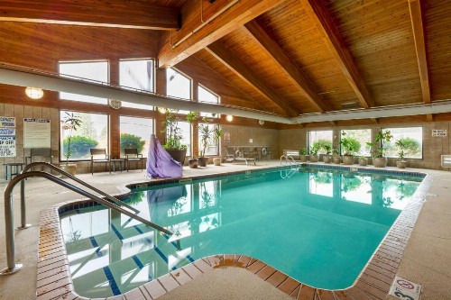 Best Western Plus McCall Lodge and Suites - image 7