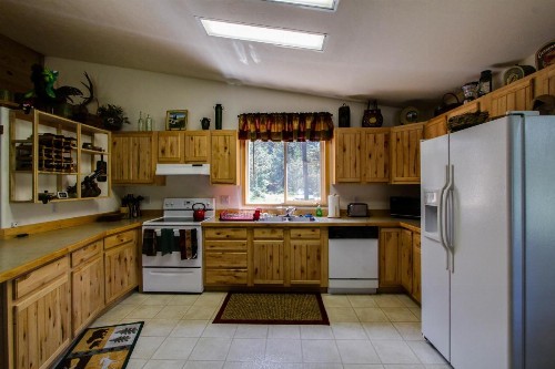 Strawberry Log Cabin Retreat - image 12