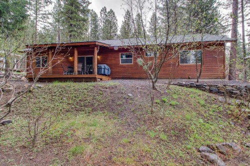 Downtown Camp Retreat - image 3