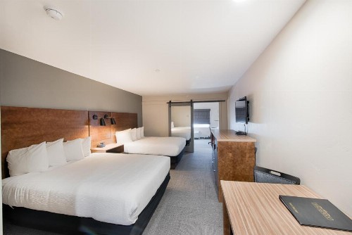 Third Street Inn - image 21