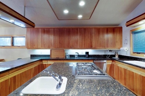 Birch Fairway Home - image 7
