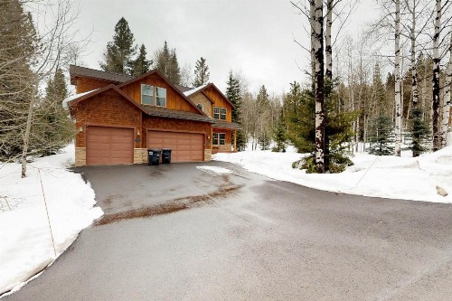 Lazy Bear Lodge - image 1