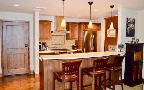 Alpine Village Suite 213 - image 10