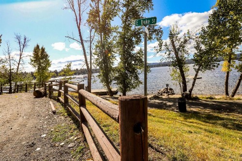 Downtown McCall Getaway - image 12