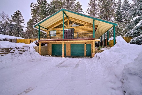 Family Retreat with Hot Tub - half Mile to Downtown! - image 11