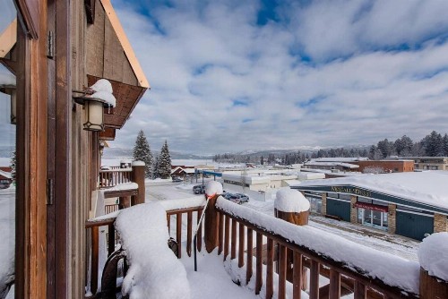 TimberCrest Downtown Lakeview Condo North - Downtown Lakeview Balcony Air Conditioning - image 17