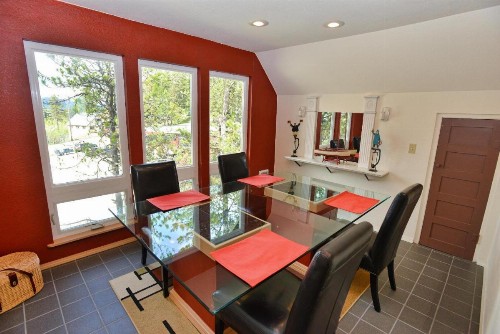 Room with a View - Walk to Downtown Restaurants - Payette Lake - Shopping and Beach - image 14