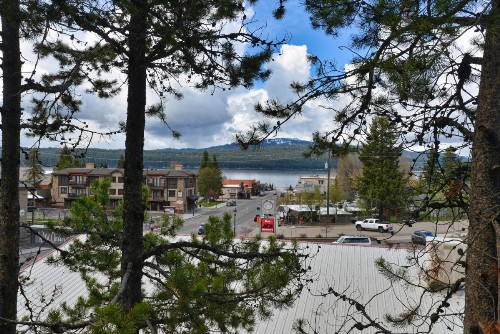 Room with a View - Walk to Downtown Restaurants - Payette Lake - Shopping and Beach - image 9