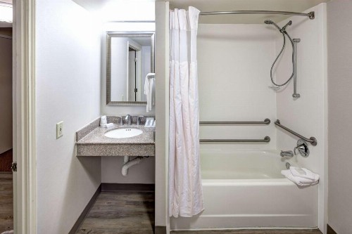 Hilton Garden Inn McAllen Airport - image 31
