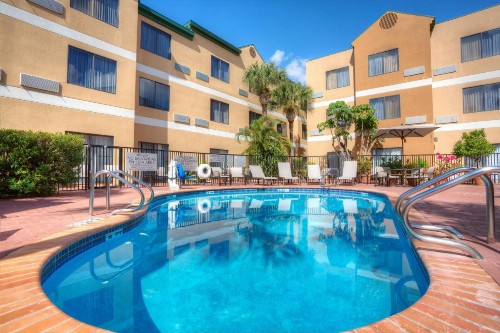 Courtyard by Marriott McAllen - image 17