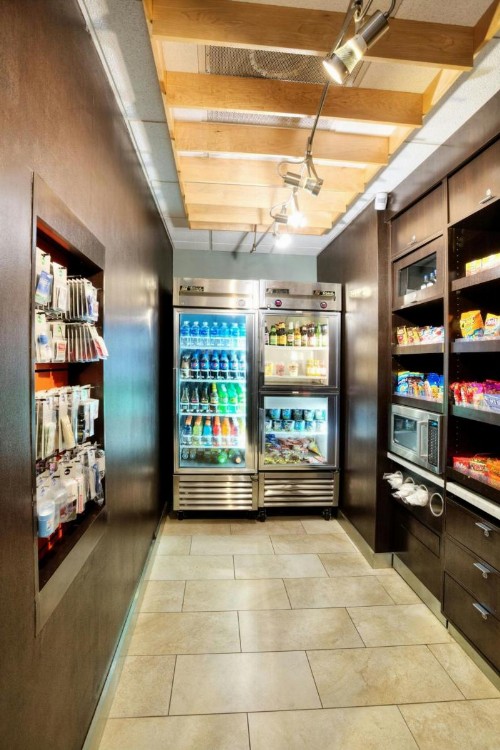 Courtyard by Marriott McAllen - image 20